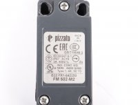 Pizzato Endschalter Positionsschalter FM 502-M2 B22 FR1-642250 #used
