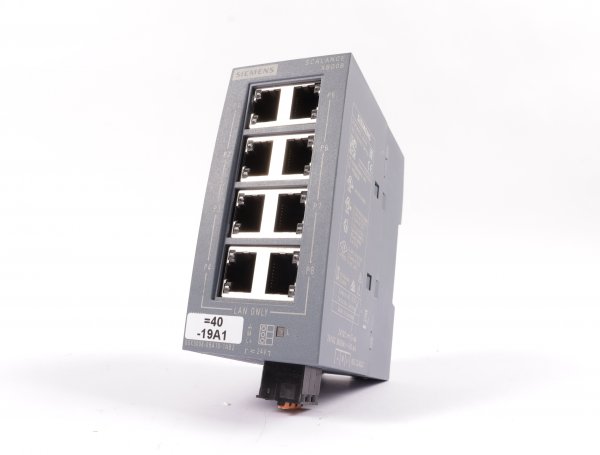 Siemens SCALANCE XB008 unmanaged Industrial Ethernet Switch 6GK5008-0BA10-1AB2 #used