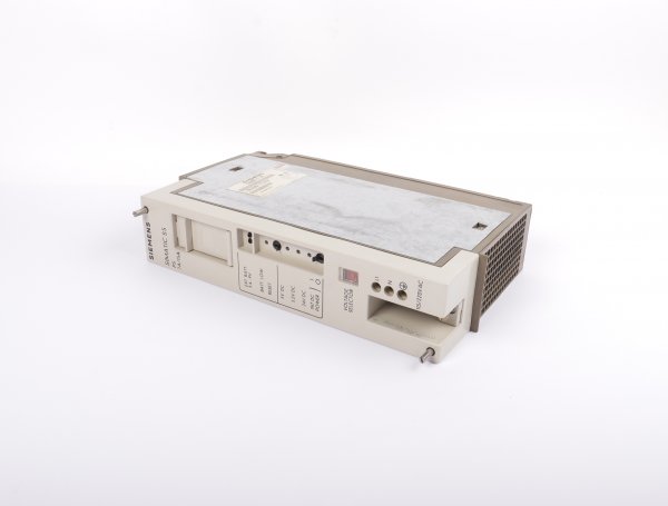 Siemens SIMATIC S5, STROMVERSORGUNG 951 6ES 5951-7LD12 #used