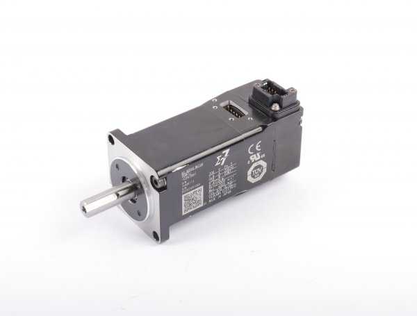 Yaskawa AC Servomotor SGM7J-C2A7D61 #used